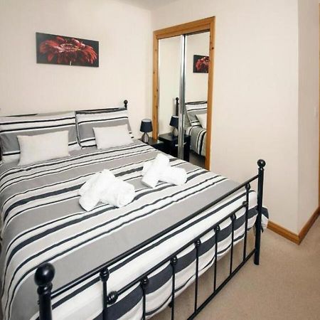 Modern 2 Bedroom Semi Detached House With Own Private Driveway Inverness Exteriör bild